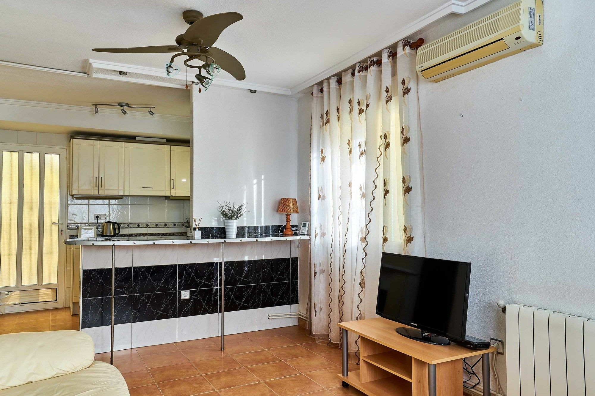 Espanhouse Baikal 54 Orihuela Ngoại thất bức ảnh