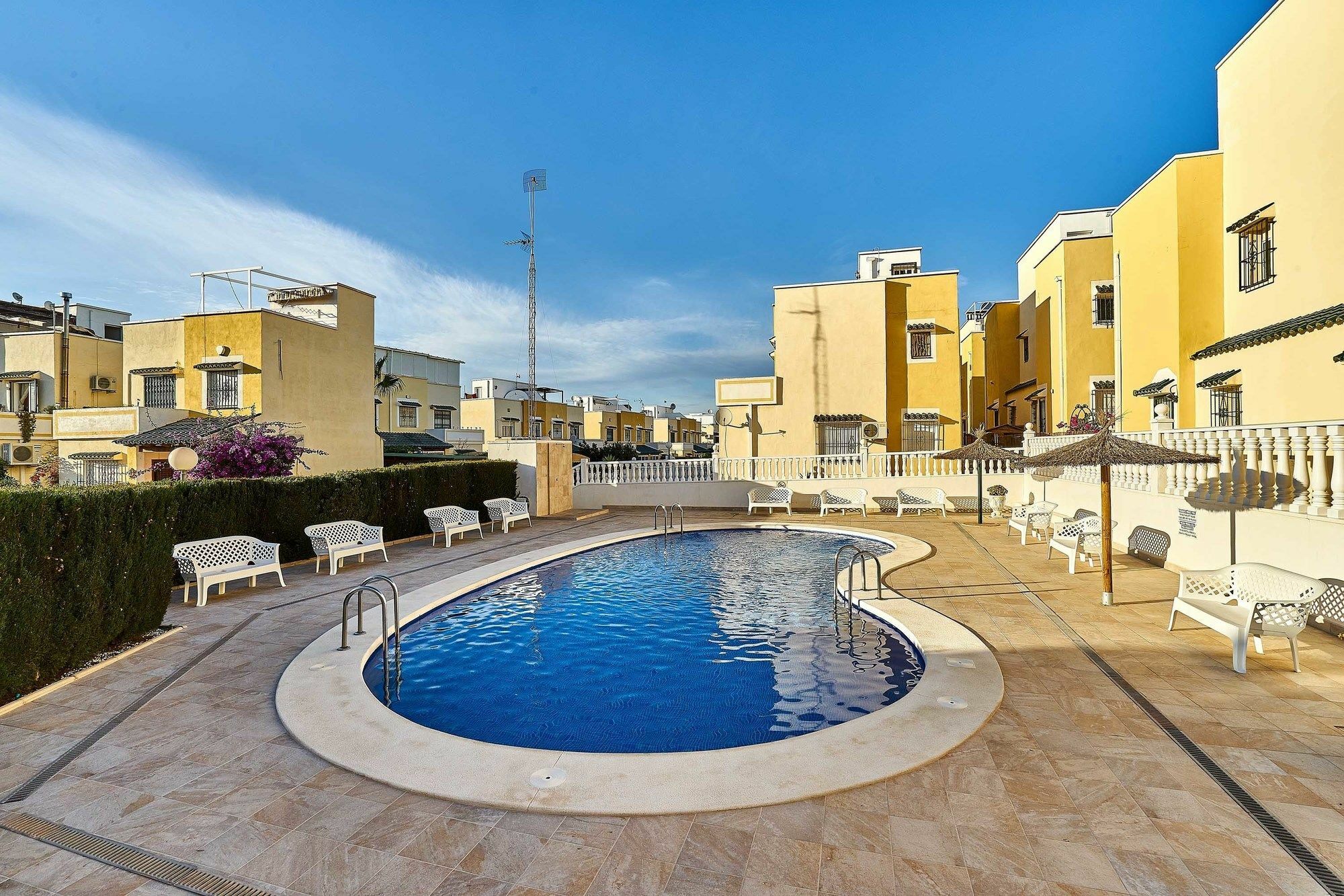 Espanhouse Baikal 54 Orihuela Ngoại thất bức ảnh